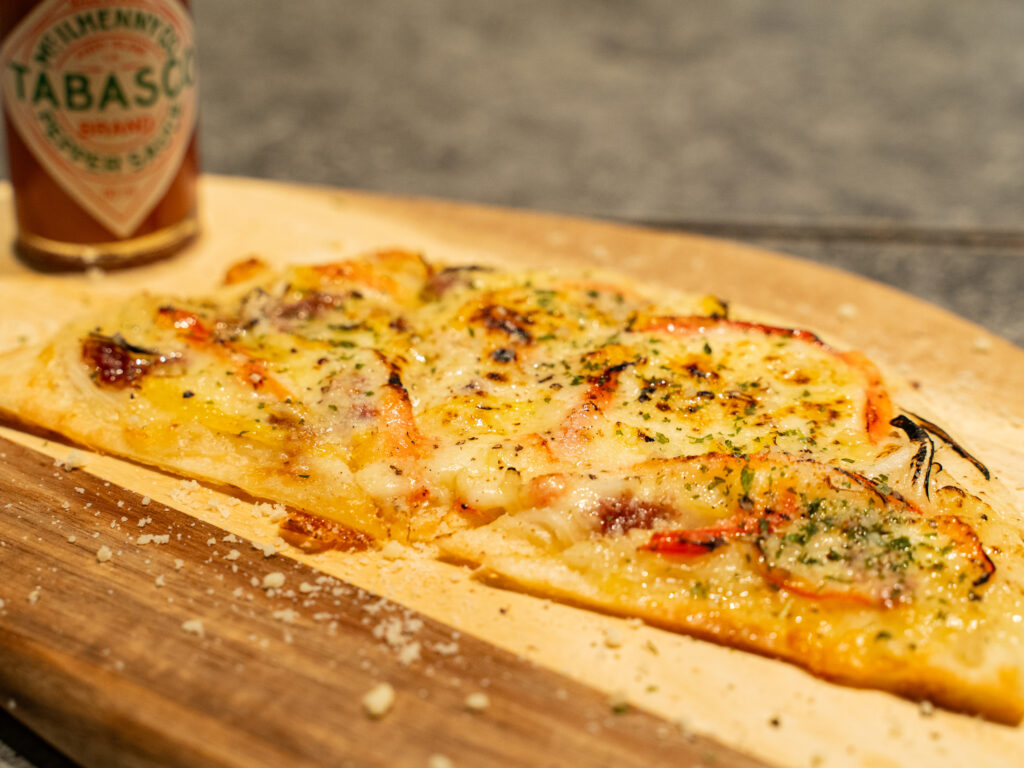 ベシャメルソースのPIZZA